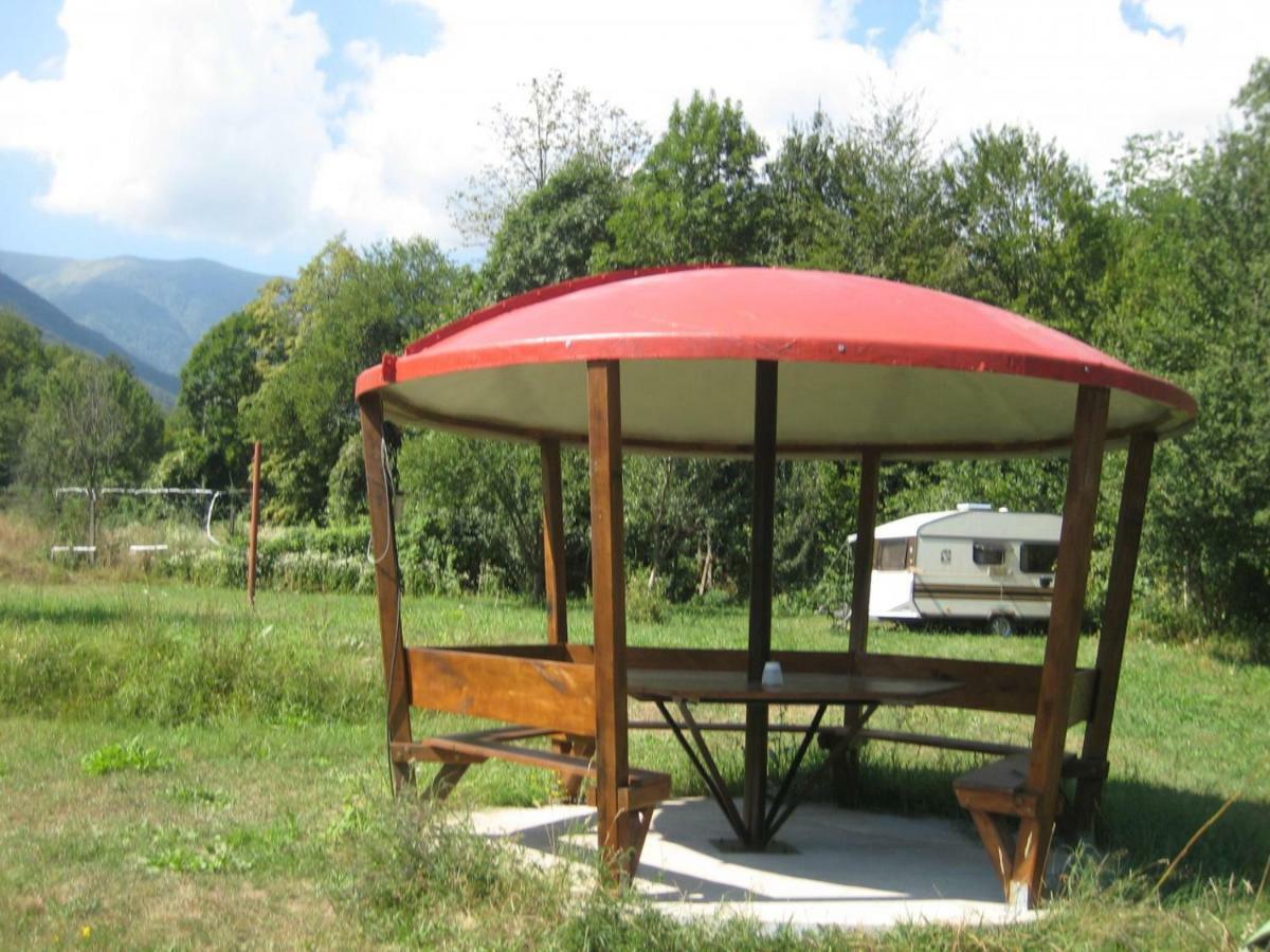 Bungalows Zdravets Берковица Екстериор снимка